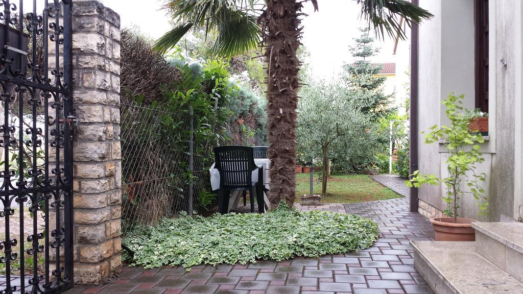 For 2 Apartment Umag